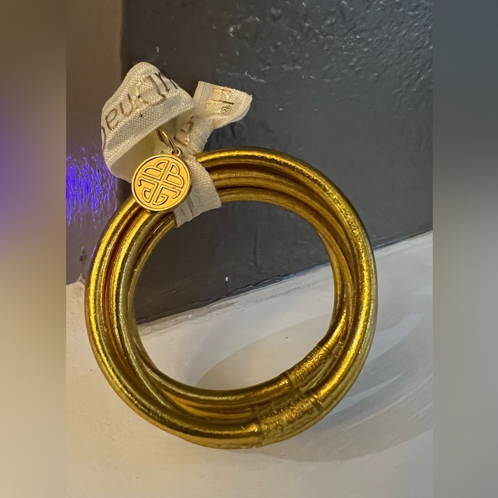 Budah Girl bangles bracelets all weather gold serenity prayer large